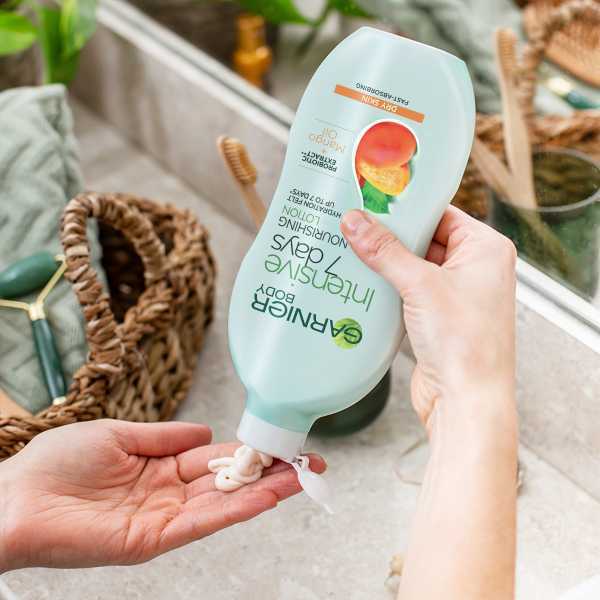 Garnier Body 7 Days Mango Milk 400ML